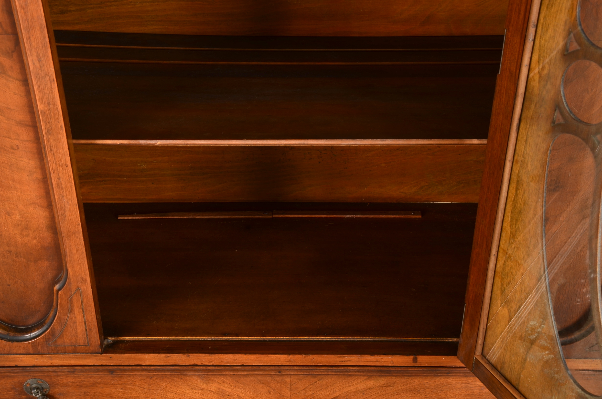 Antique Jacobean Style Hutch EBTH