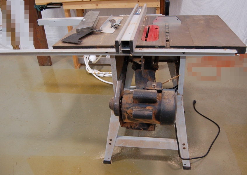 Delta Contractor Table Saw