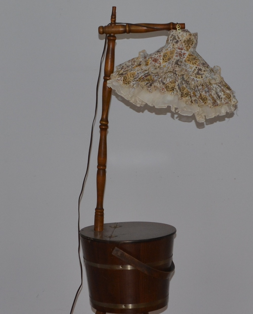 Sewing Basket Floor Lamp EBTH