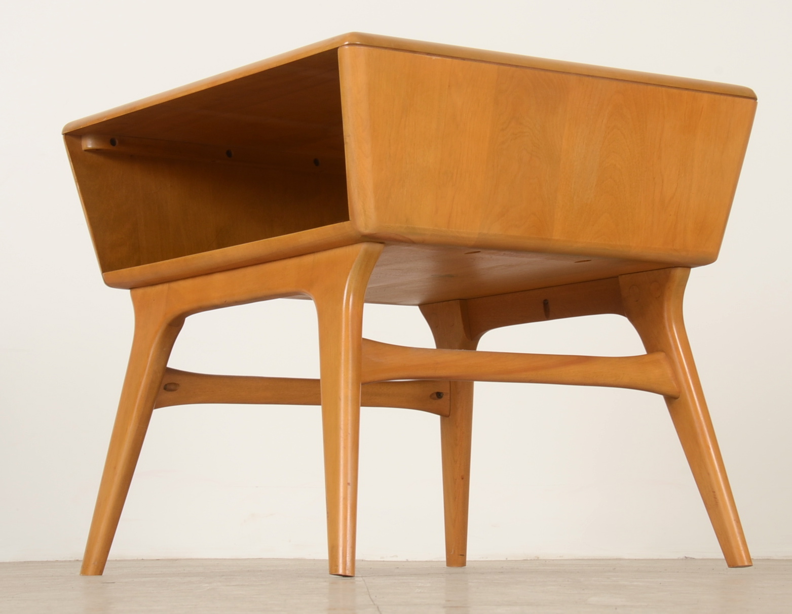 Mid Century Modern Heywood Wakefield Lamp Table EBTH