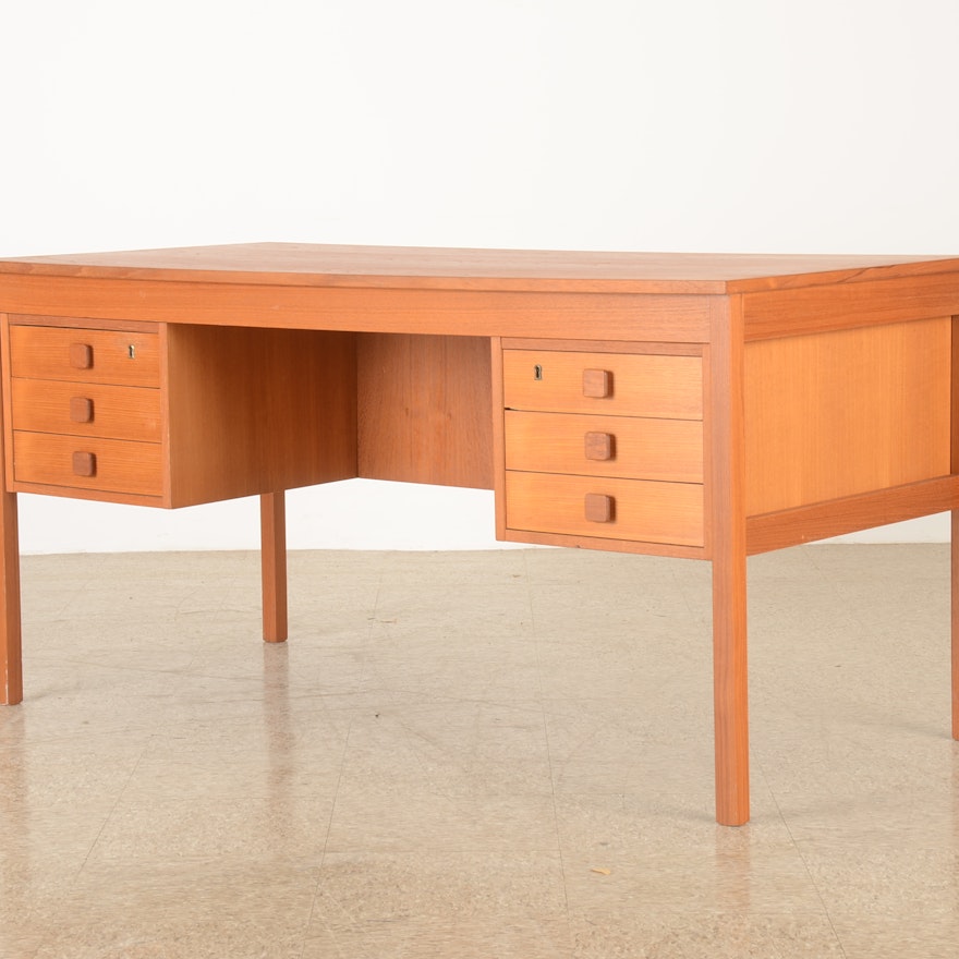 Mid Century Modern Teak Domino Mobler Danish Desk Ebth