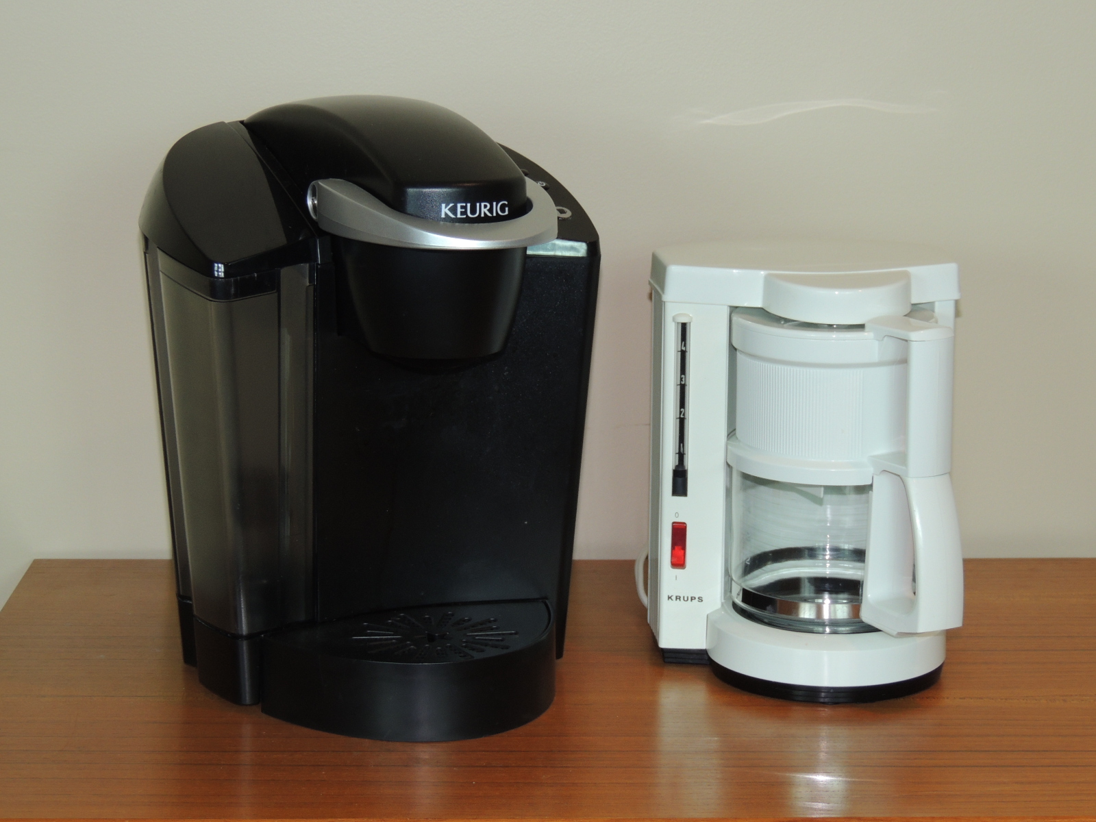 Keurig K40 Single Cup Coffee Brewer and Small Krups Coffee Maker EBTH