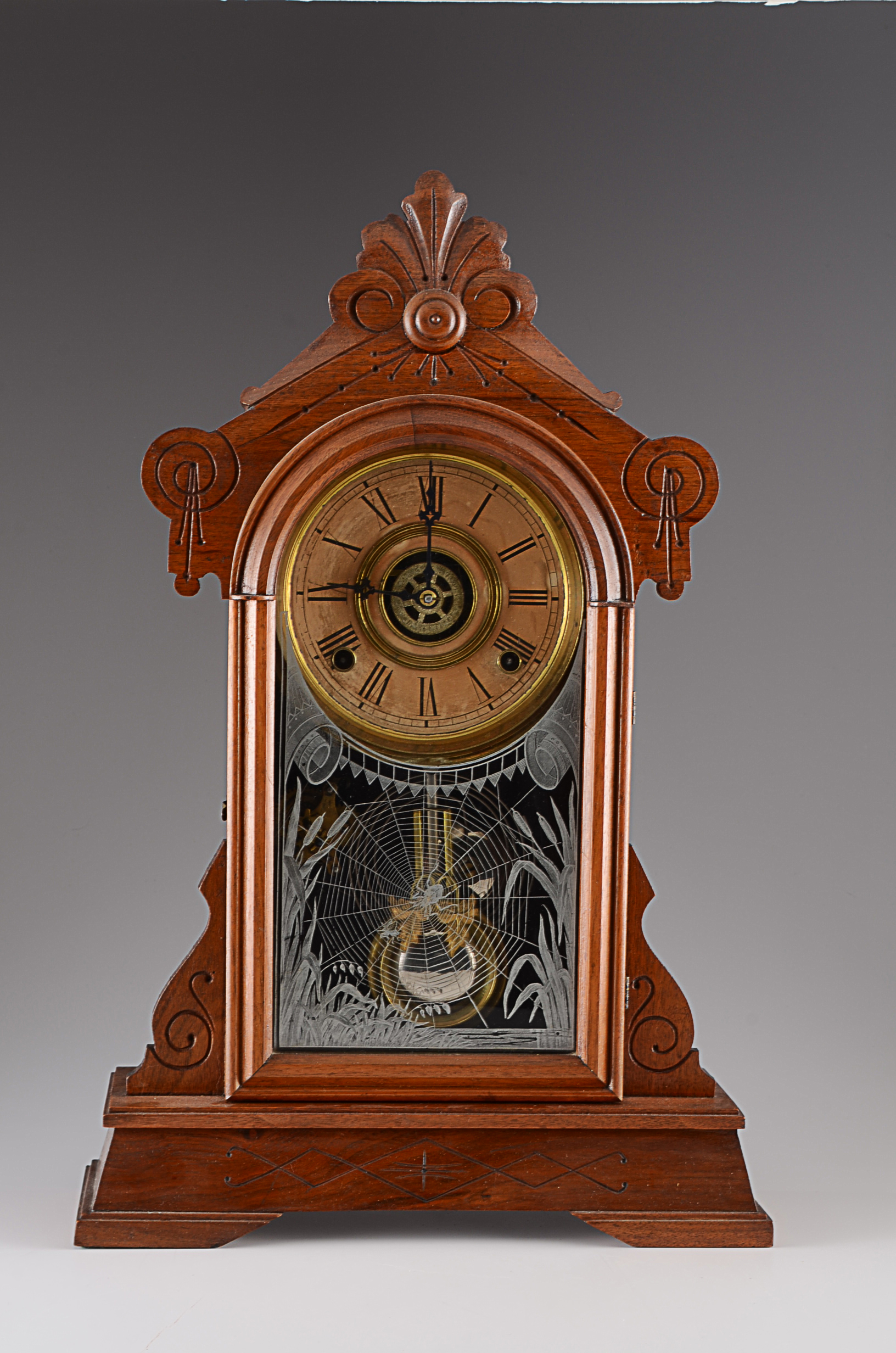 Late 1800s William L. Gilbert Clock Company "Calypso" Walnut Mantel Clock EBTH