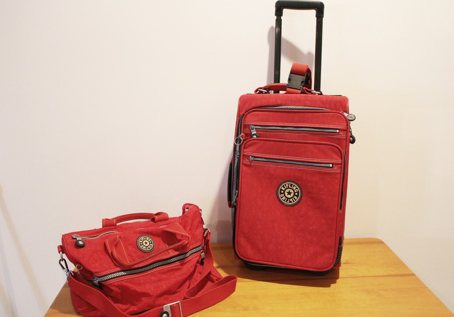 kipling luggage set