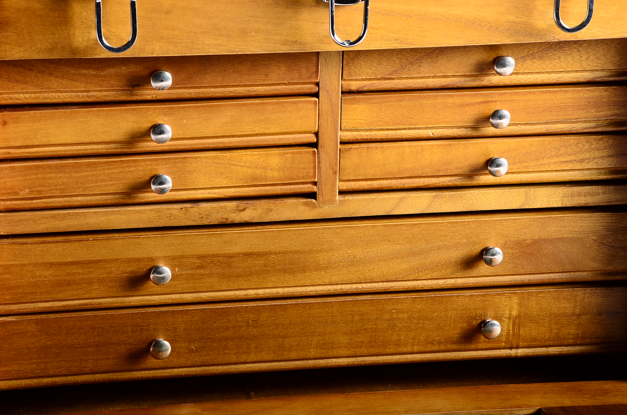 Windsor Design EightDrawer Wooden Tool Chest EBTH