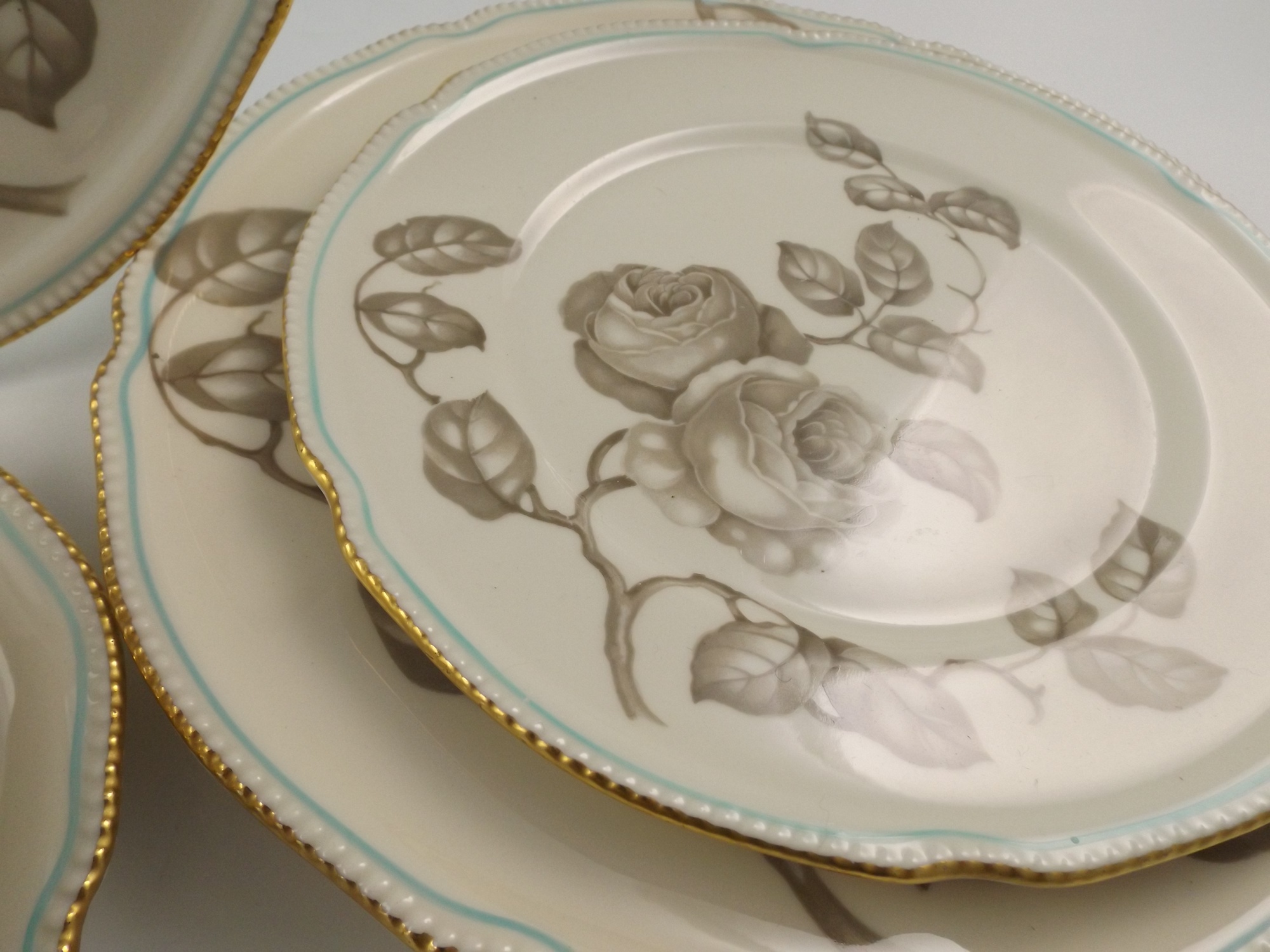 A Set of Castleton China in the 'Gloria' Pattern EBTH