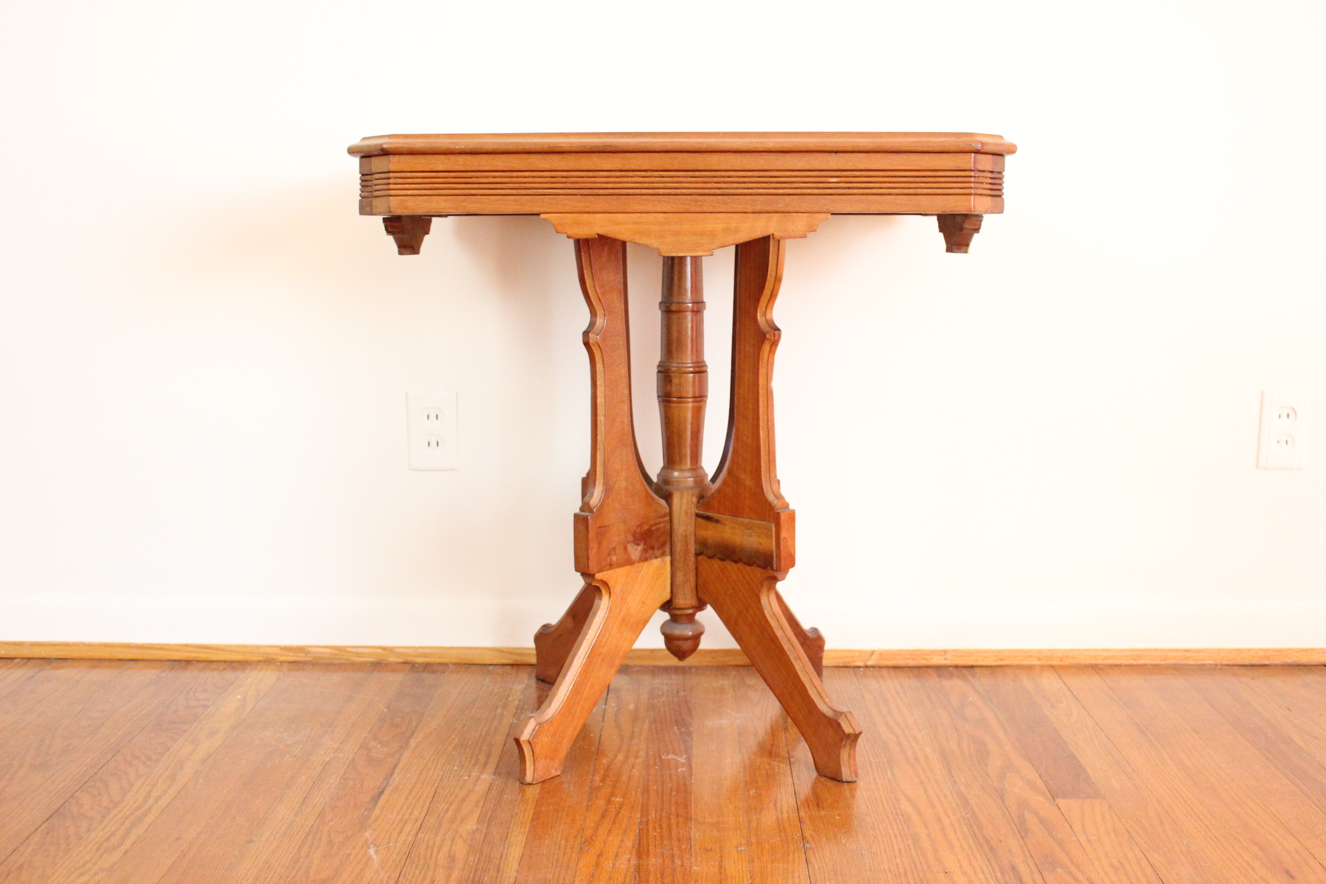 Antique Eastlake Style Walnut Lamp Table : EBTH