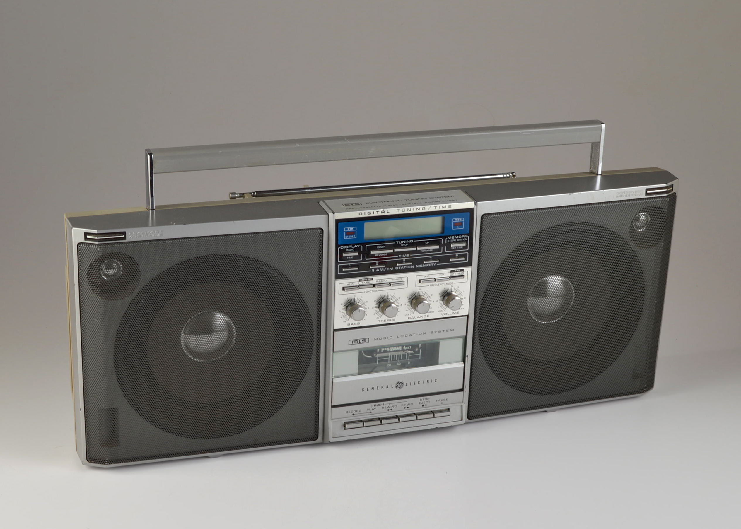 GE Boombox. Circa 1982 EBTH