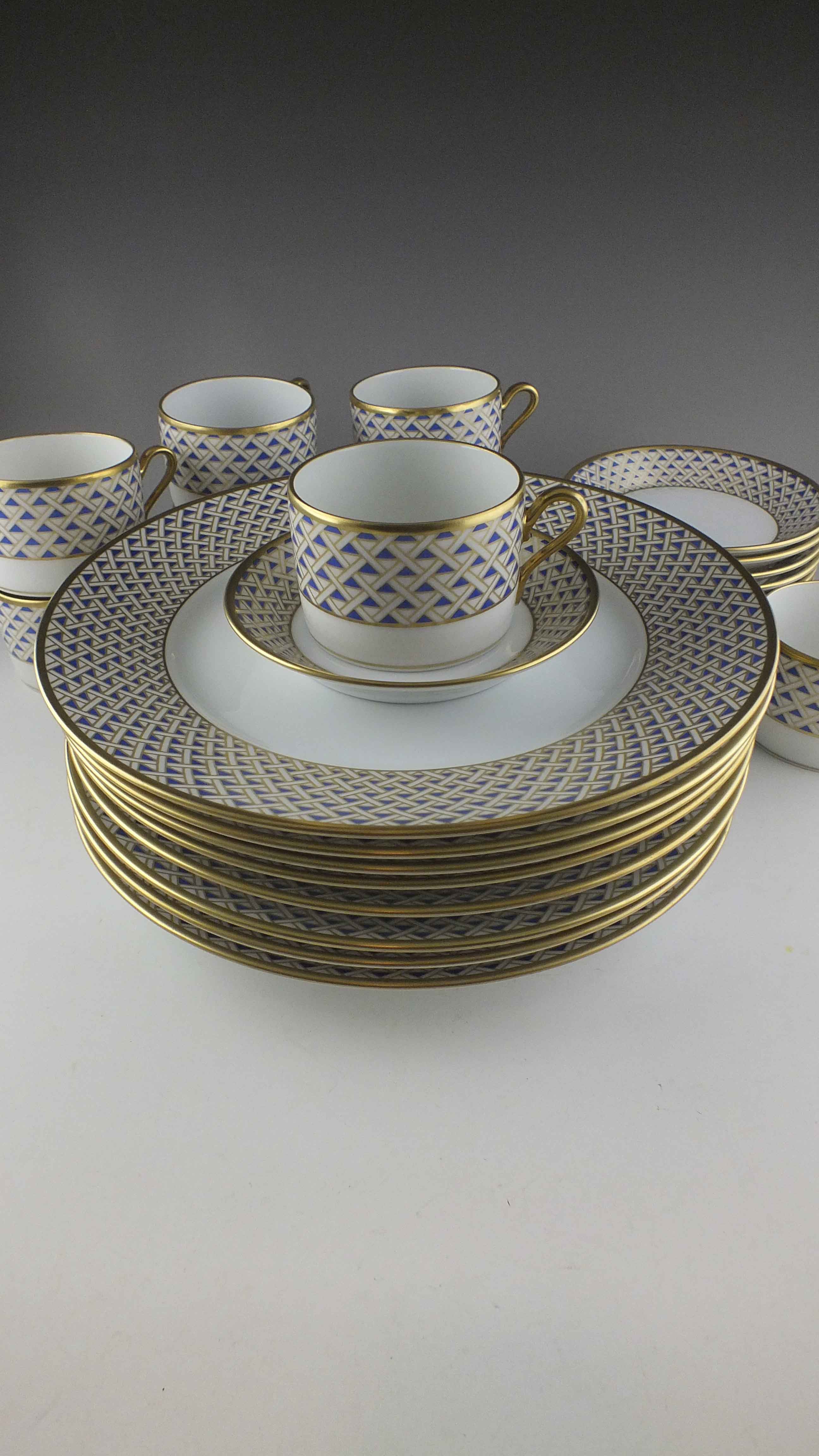 richard-ginori-diamanti-china-plates-cups-and-saucers-ebth