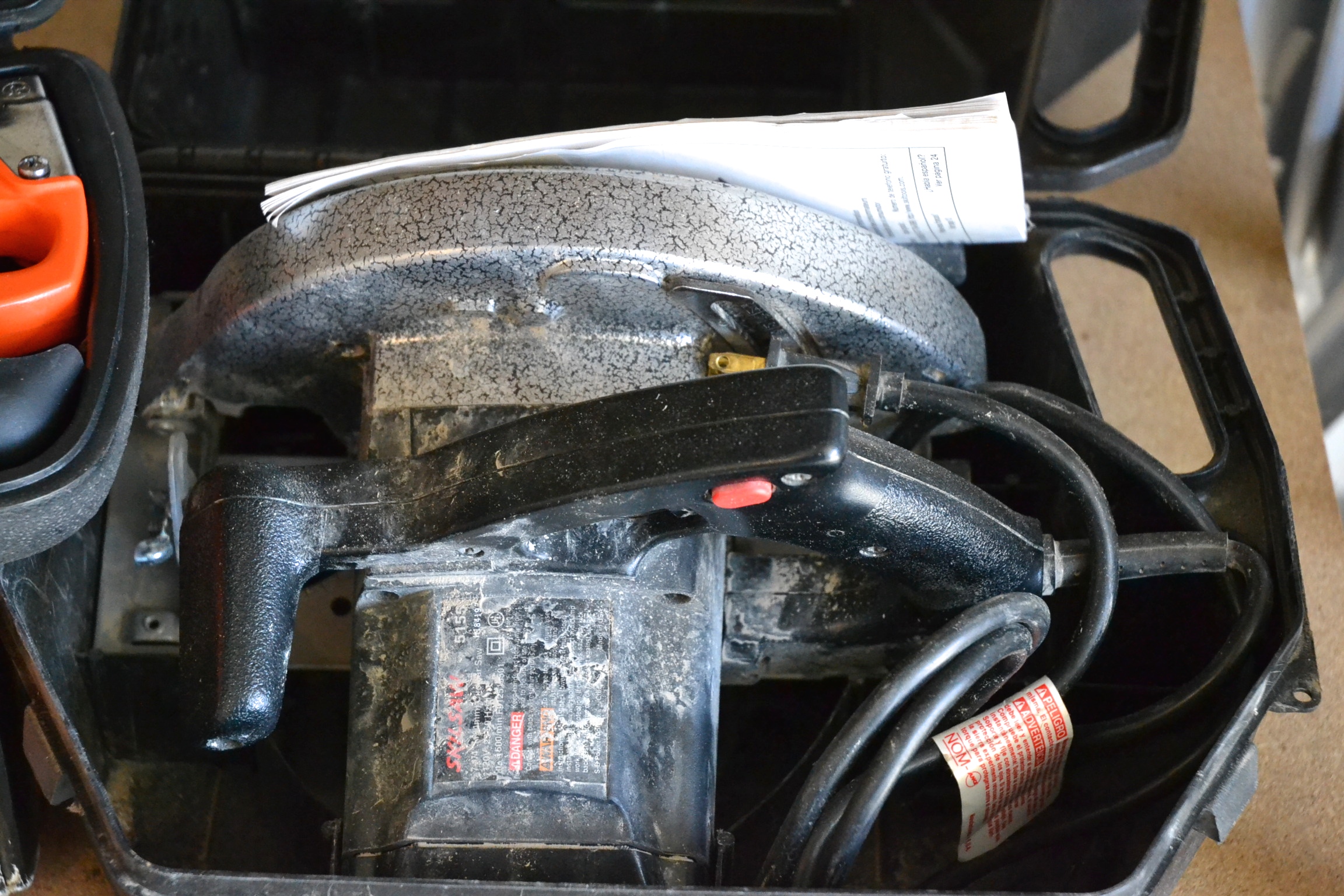 Black and Decker Belt Sander and Skil Saw EBTH