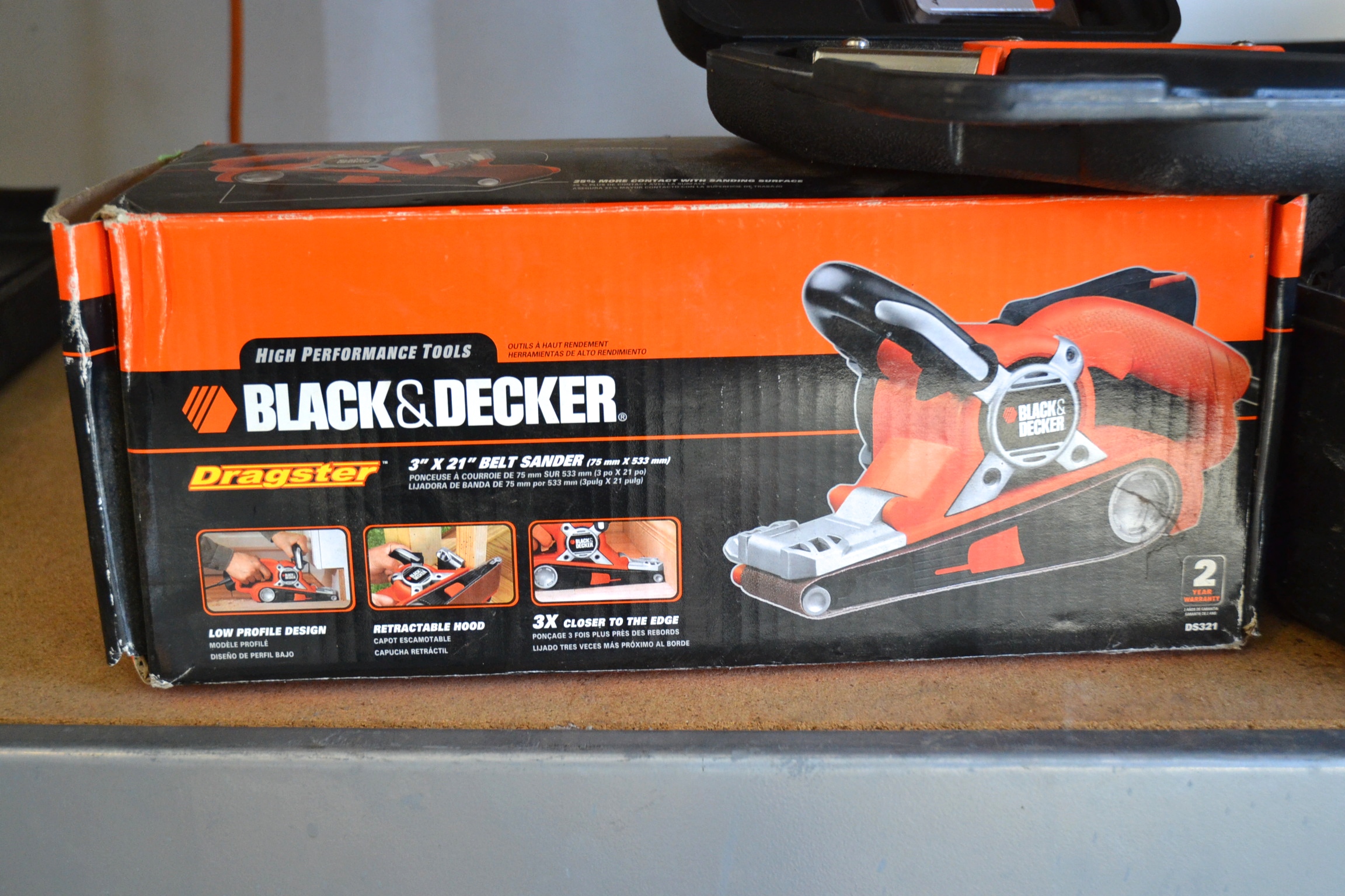 Black and Decker Belt Sander and Skil Saw EBTH