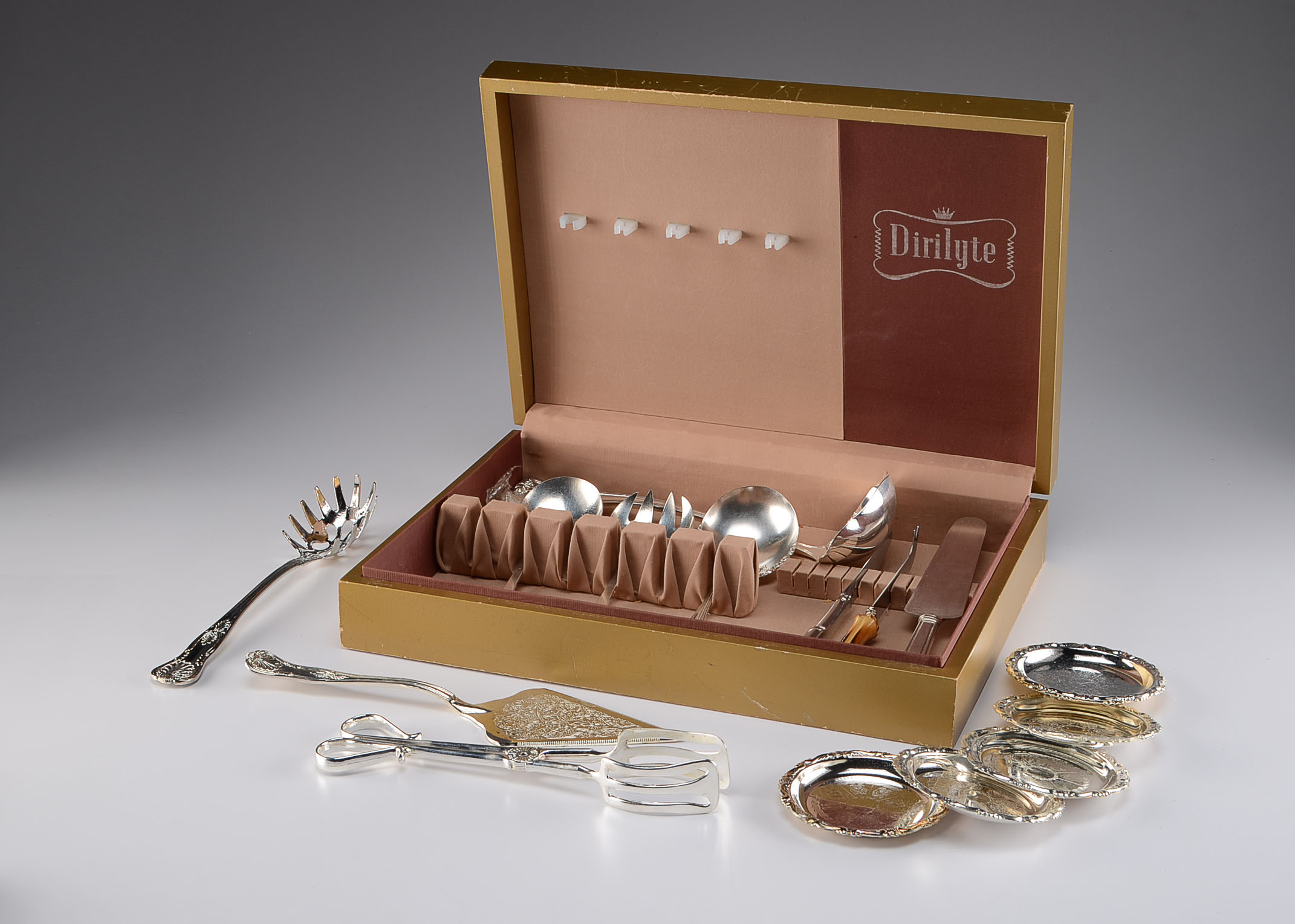 Dirilyte Silver Flatware Storage Box Filled with Silver Plate Serving