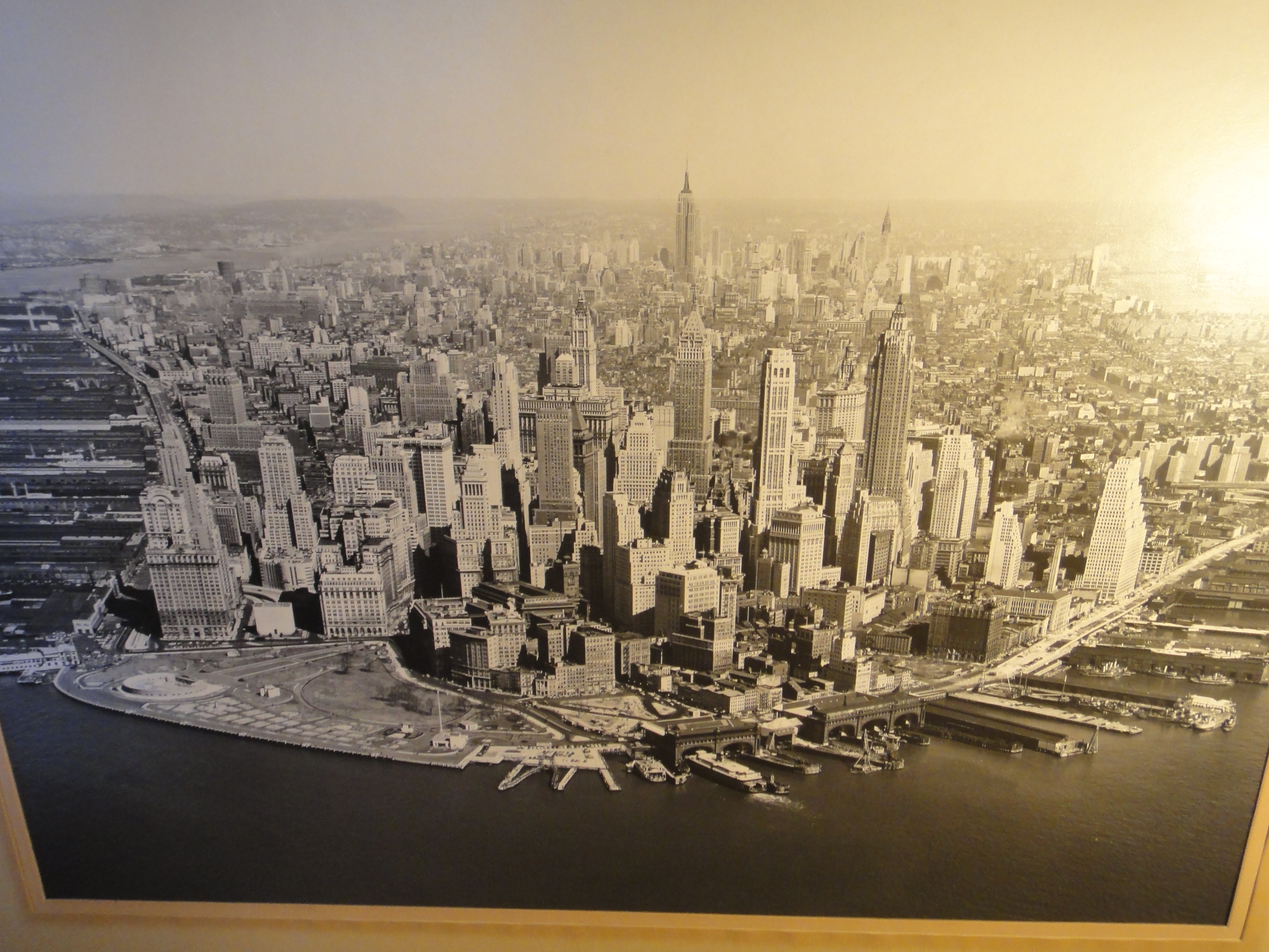 Five Large Framed Photographs EBTH