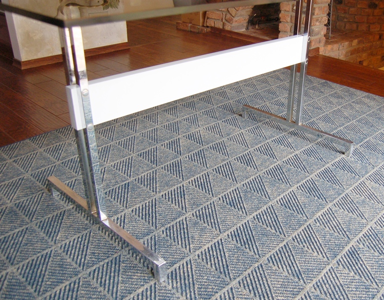 Beveled Smoked Glass Top Table EBTH