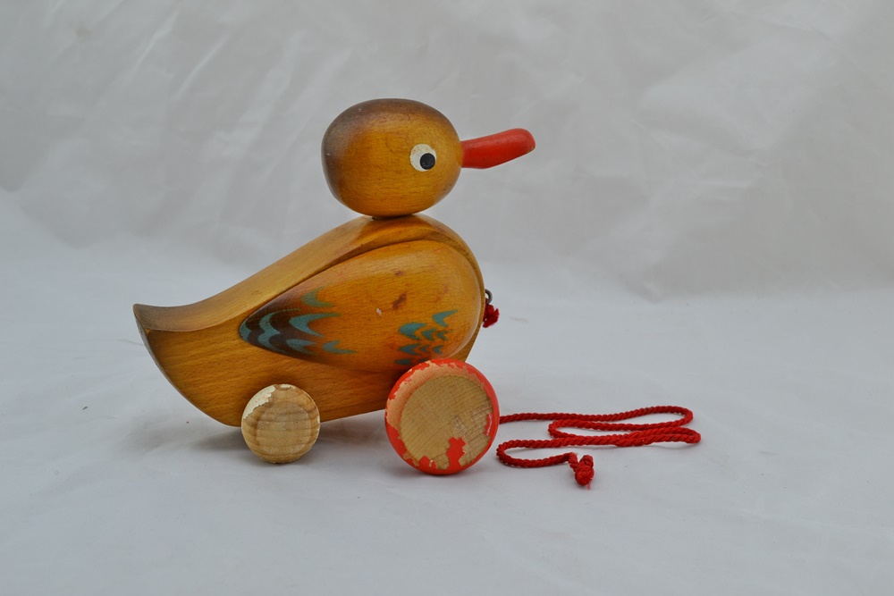 vintage wooden duck pull toy