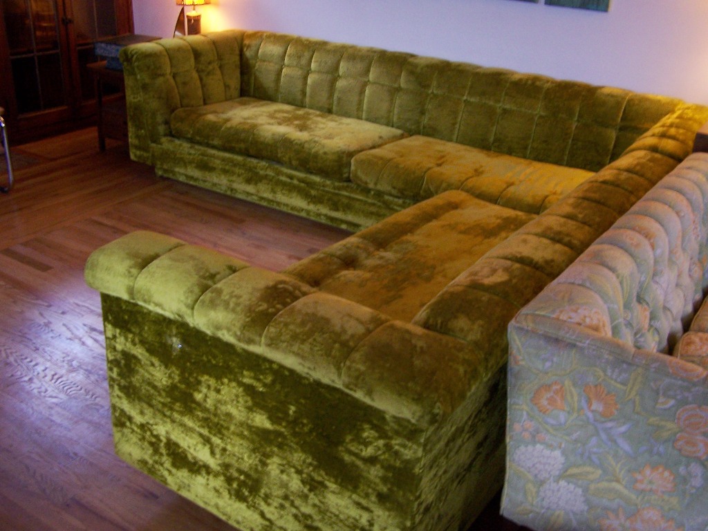 International Furniture Plush Vintage Sectional Sofa | EBTH