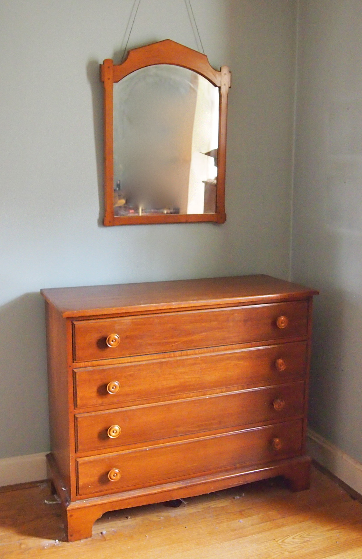 Solid Vermont Hard Rock Maple Dresser and Mirror EBTH