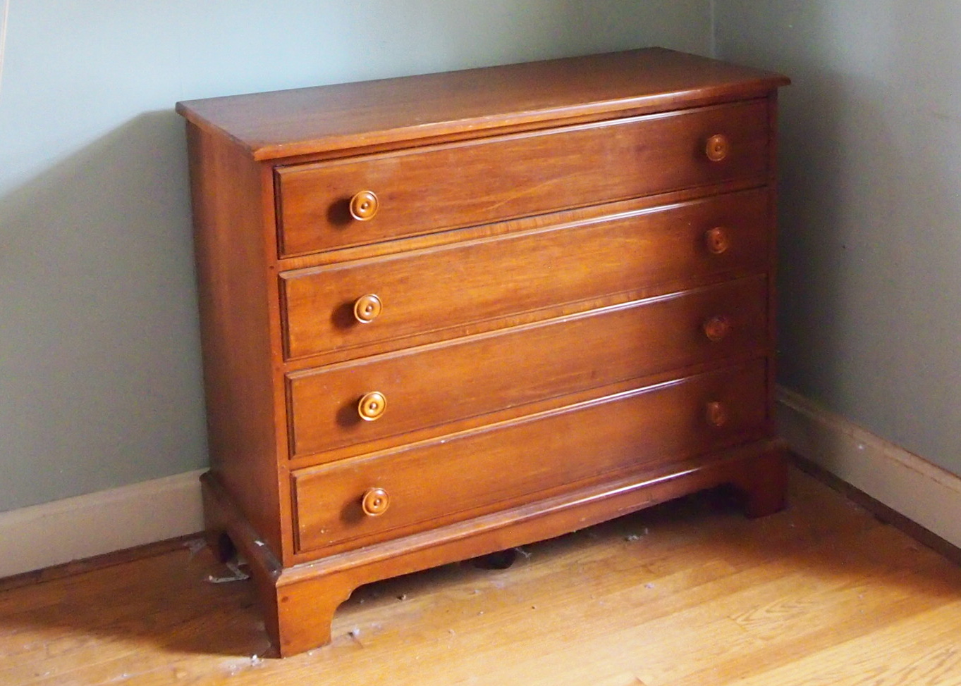 Solid Vermont Hard Rock Maple Dresser and Mirror EBTH