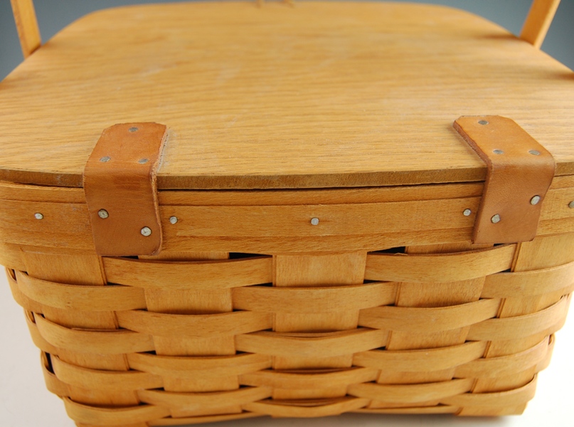 Longaberger Pie Basket with Navy Fabric Liner EBTH