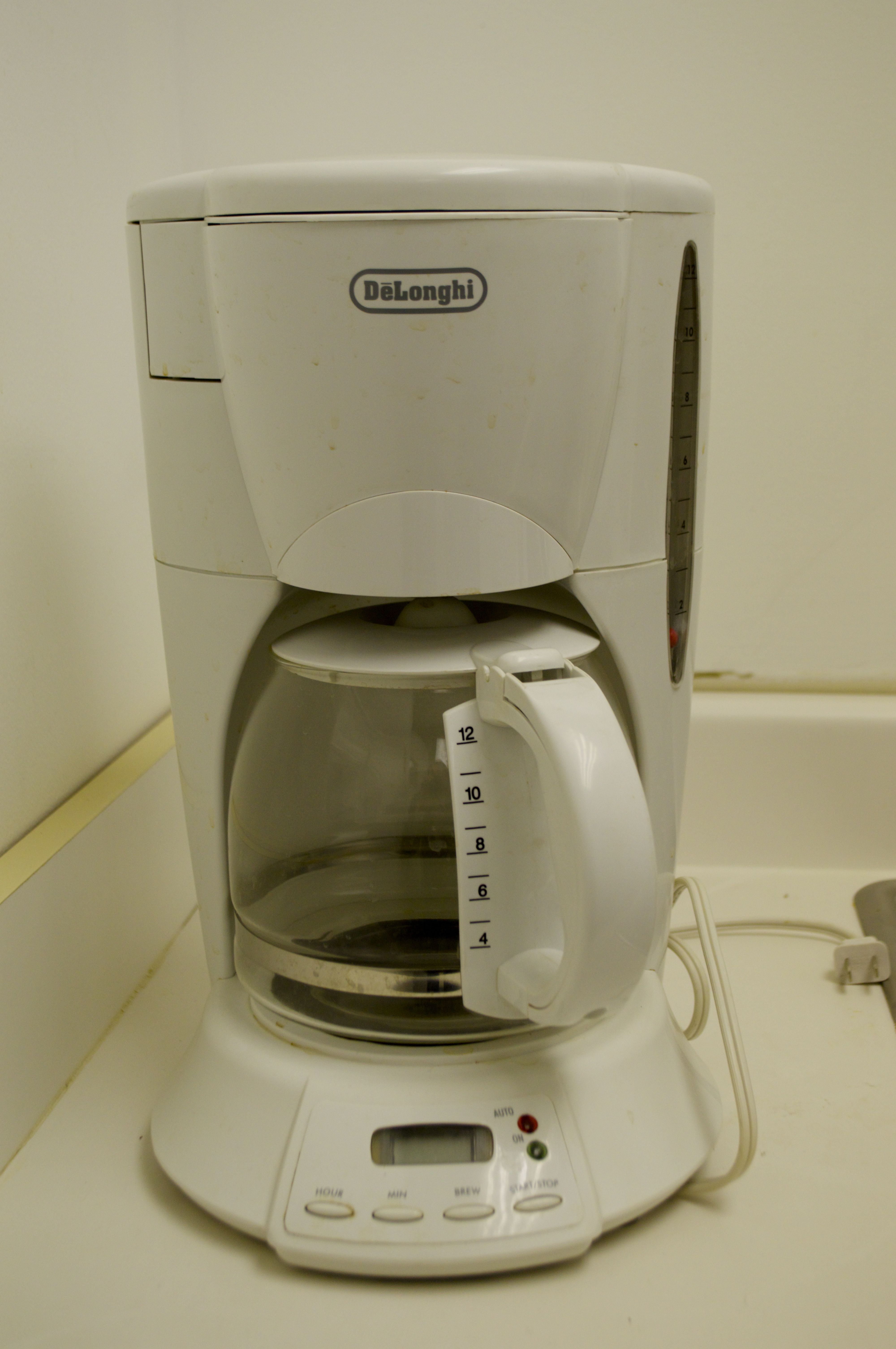 DeLonghi 12Cup Coffee Maker EBTH