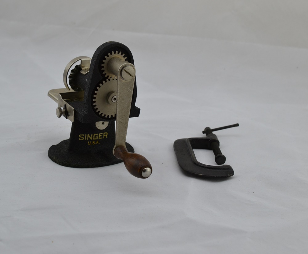 1930s Singer HandOperated Pinking Machine EBTH
