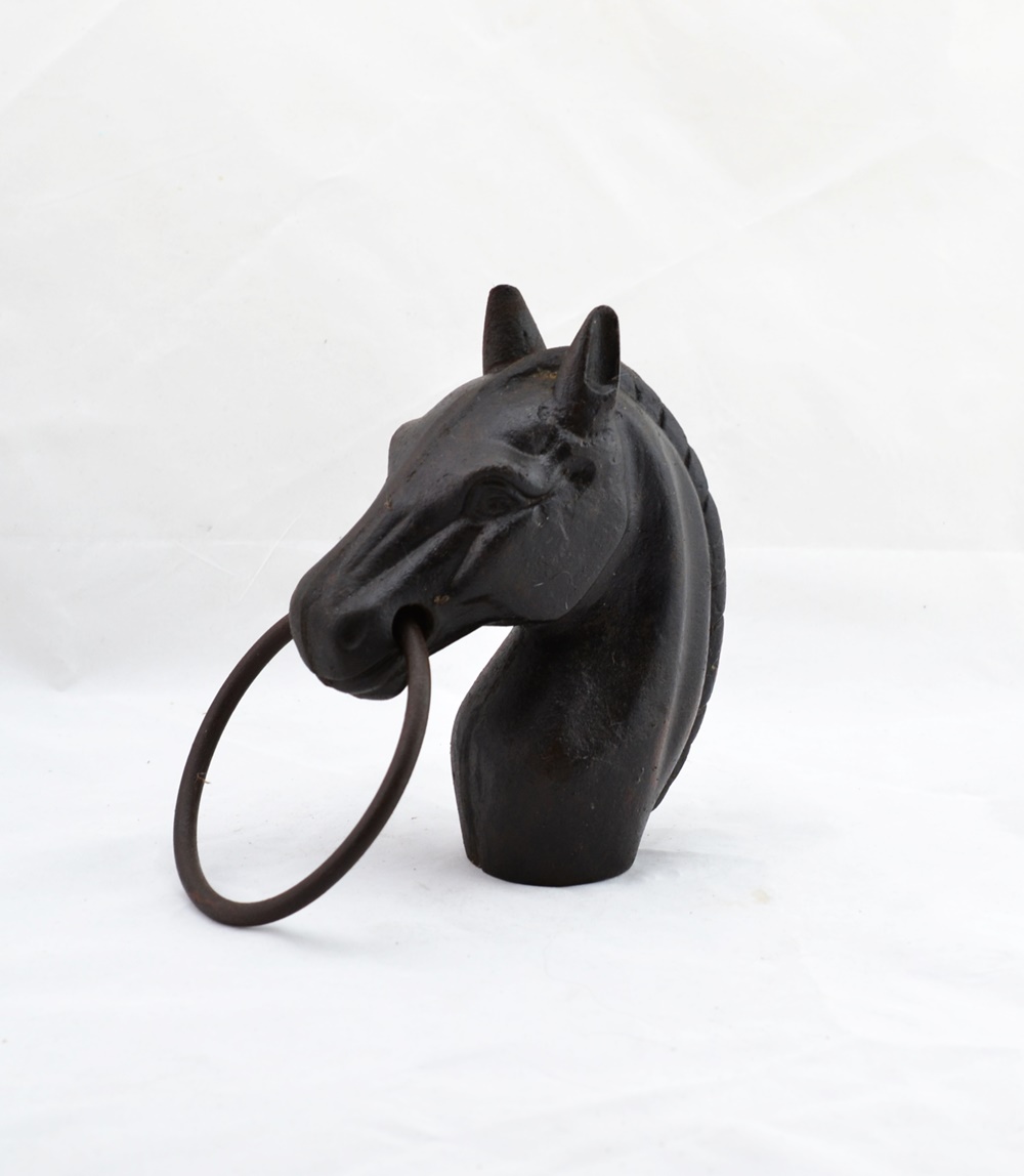 Vintage Hitching Post Horse Head #2 | EBTH
