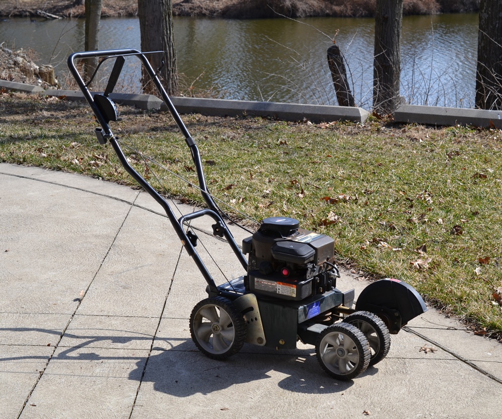 Bolens 3.5 HP Gas Lawn Edger EBTH