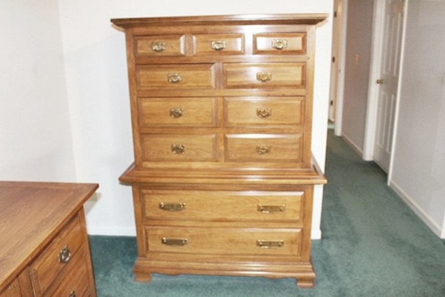 Thomasville High Boy Dresser With Nine Drawers Ebth