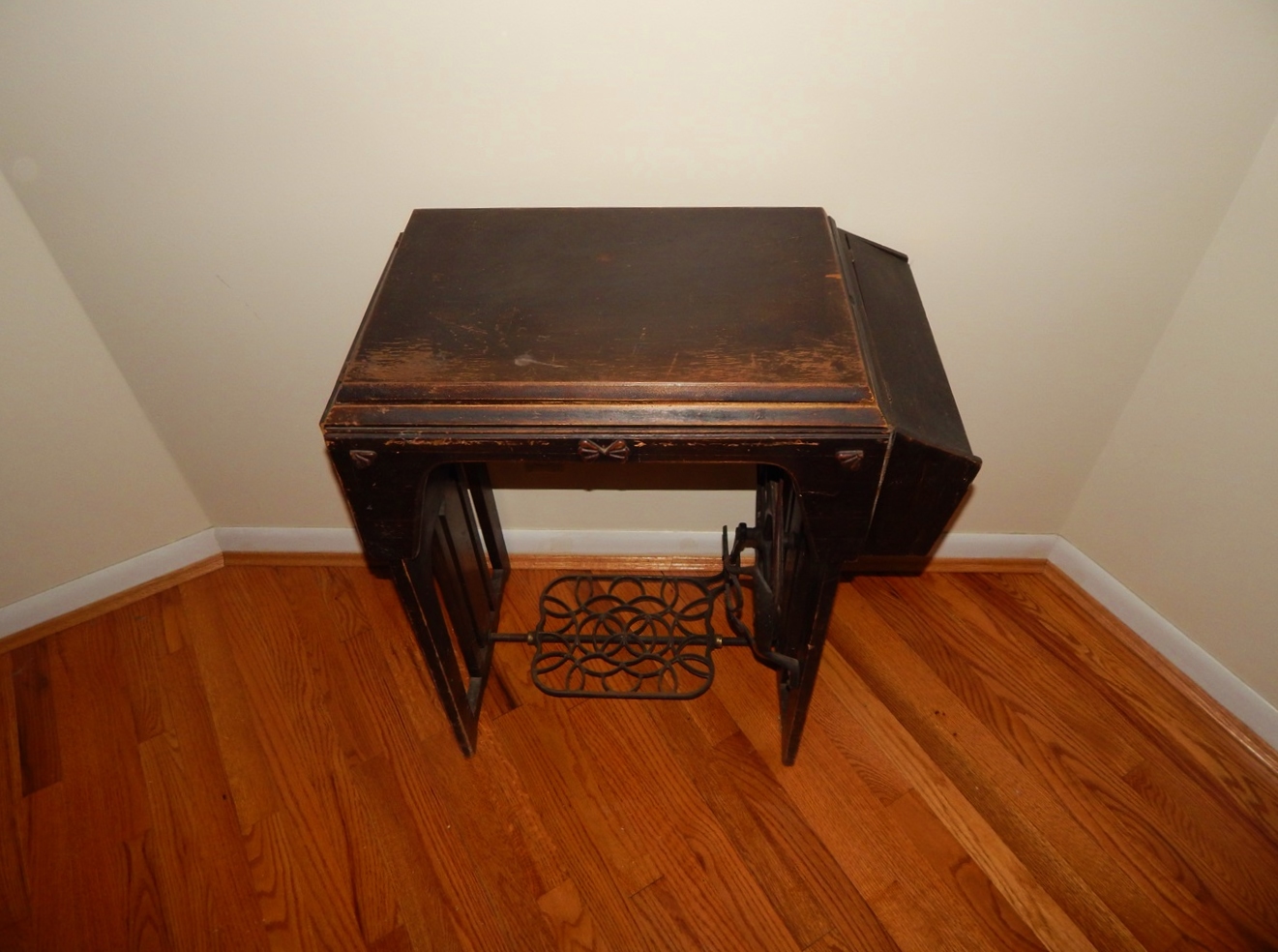 Brunswick Treadle Sewing Machine EBTH