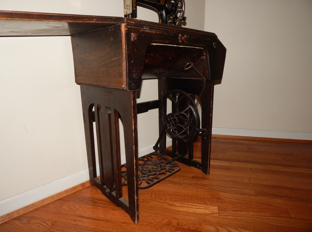 Brunswick Treadle Sewing Machine EBTH