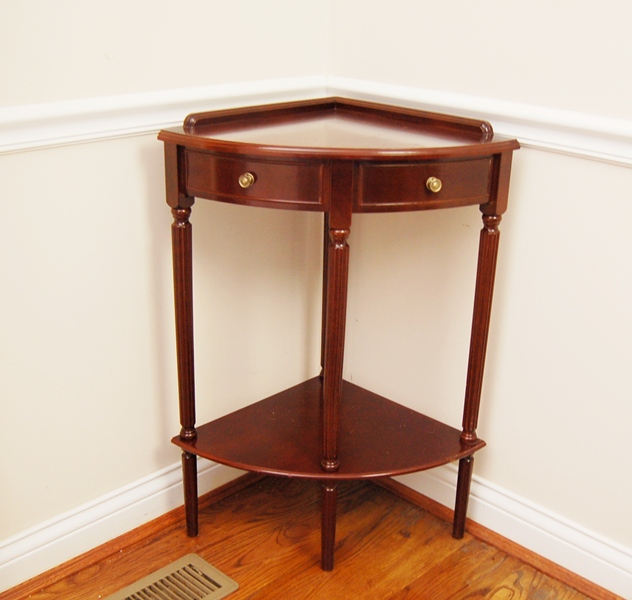 Bombay Company Tray Table EBTH