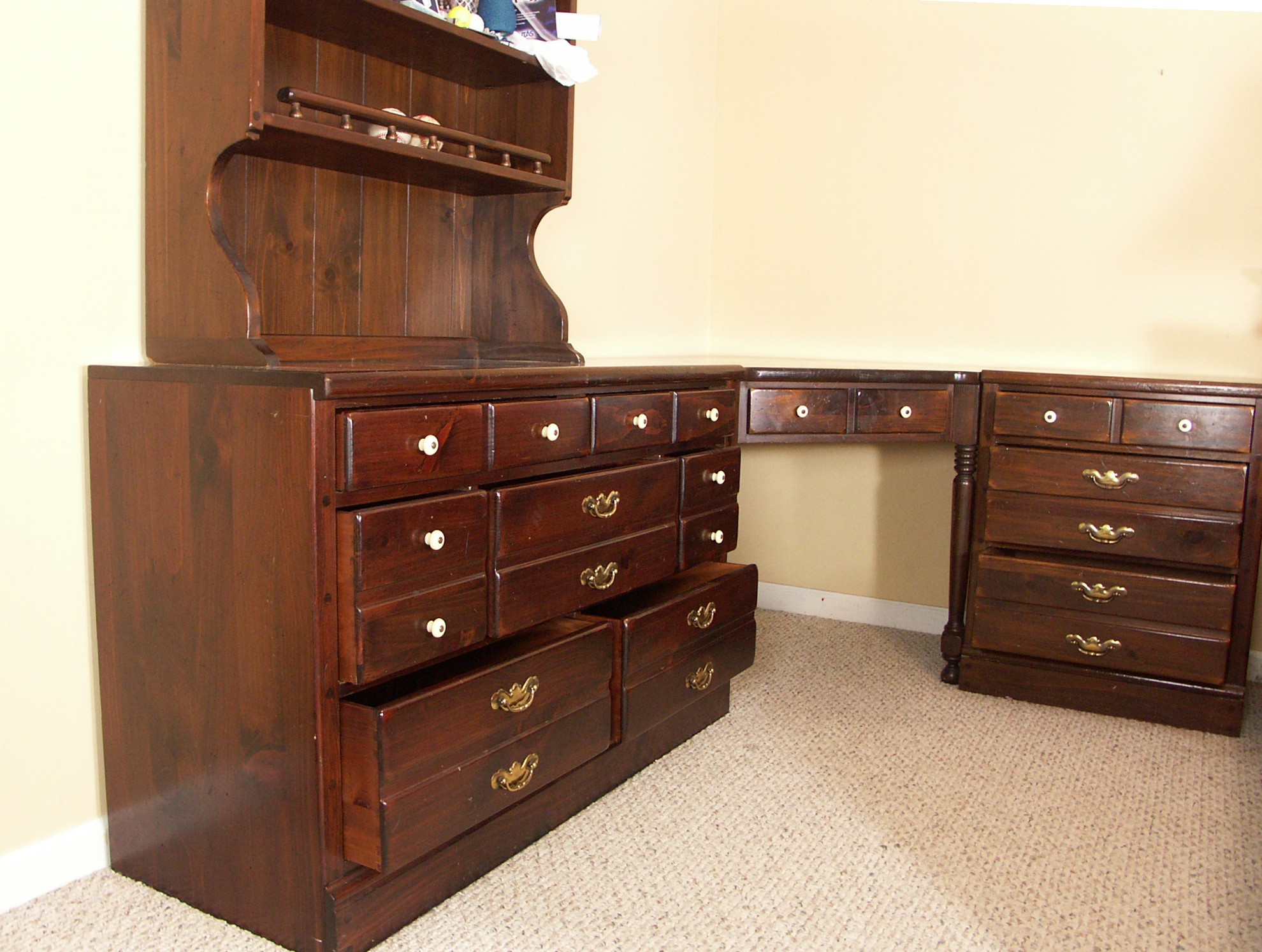 Vintage Ethan Allen Desk Dresser Nightstand Hutch Ebth