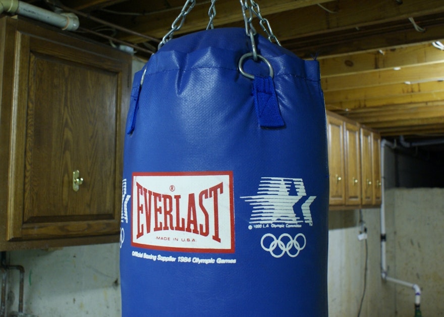 blue everlast punching bag