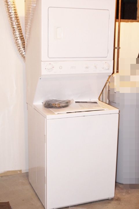 General Electric Spacemaker Stacking Washer and Dryer Unit EBTH