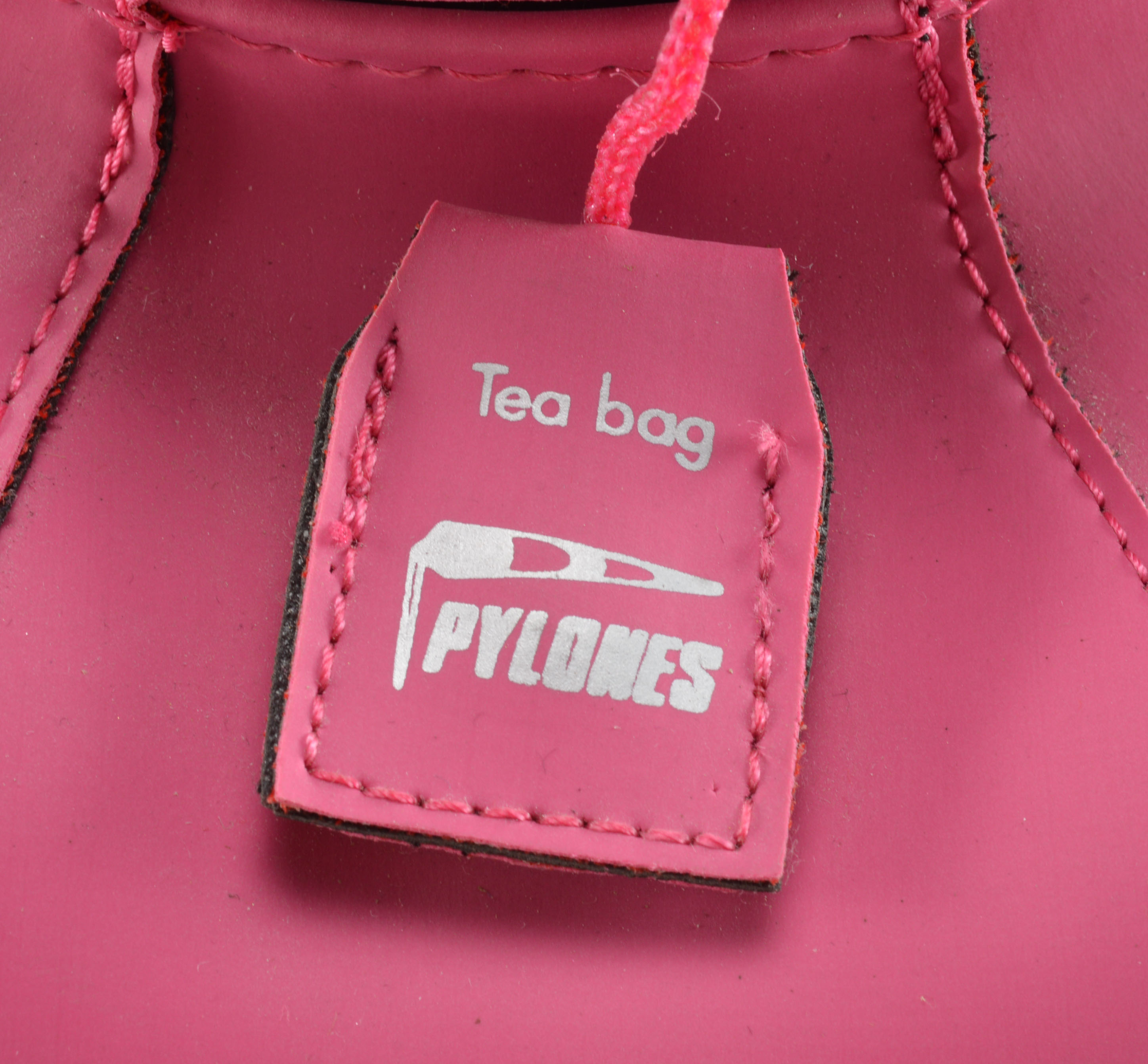 A Darling Pylones Teapot Handbag EBTH
