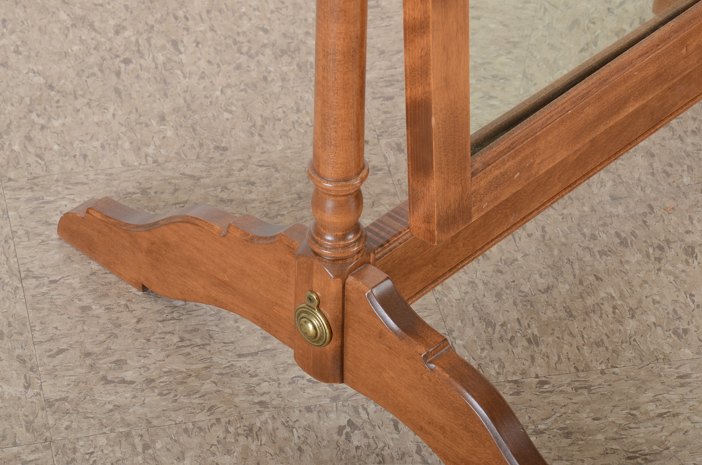 Oak Ethan Allen Cheval Mirror EBTH