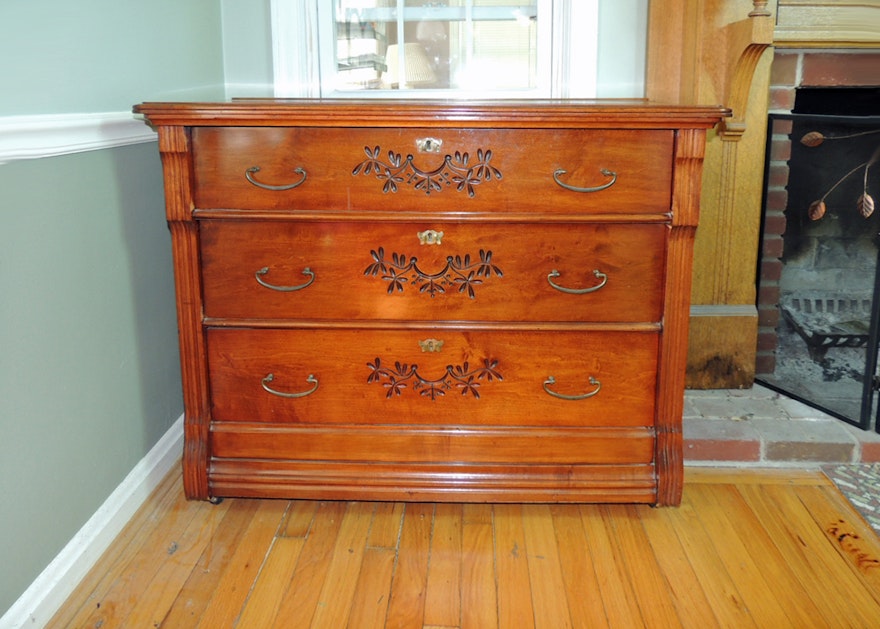 Antique Walnut Dresser With Knapp Joint Drawers Ebth