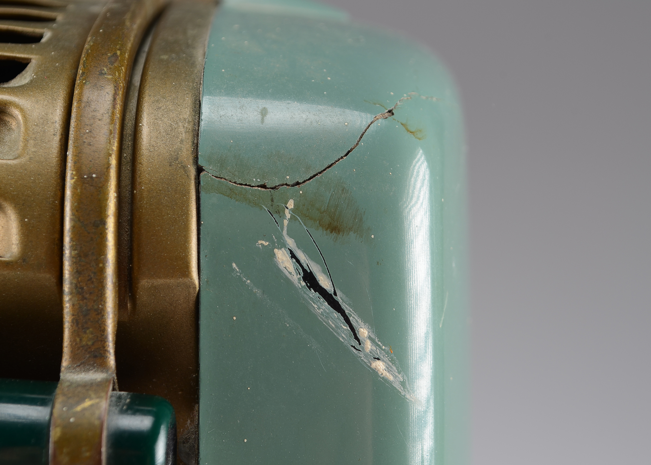 Vintage Westinghouse Refrigerator Radio EBTH