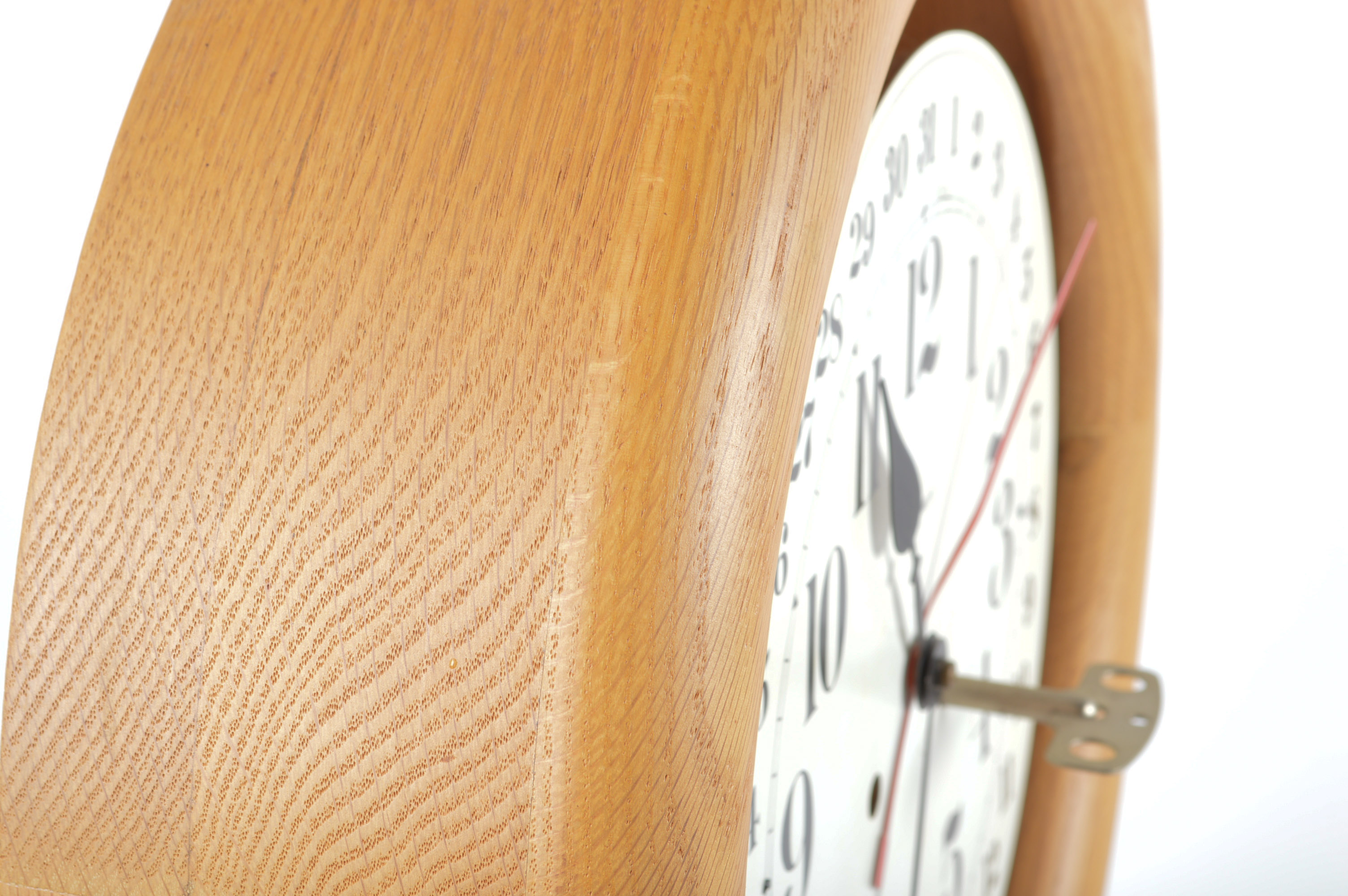 Vintage Howard Miller Oak Wall Clock with Eight Day Wind Pendulum EBTH