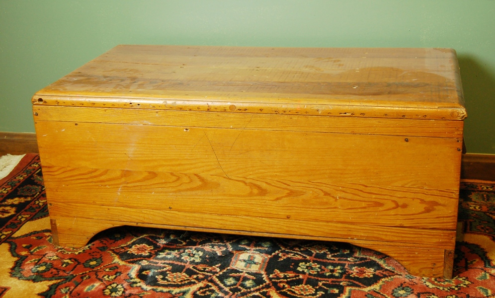 Vintage Wood Storage Chest EBTH