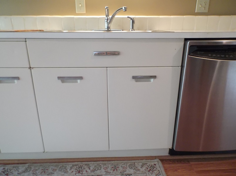 Entire Set of 1950s General Electric Metal EBTH