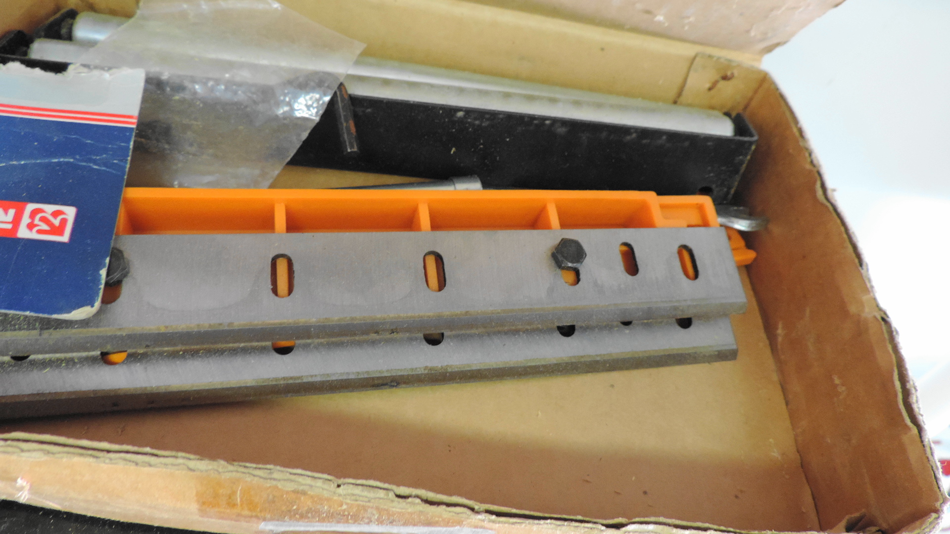 Ryobi 10" Surface Planer EBTH