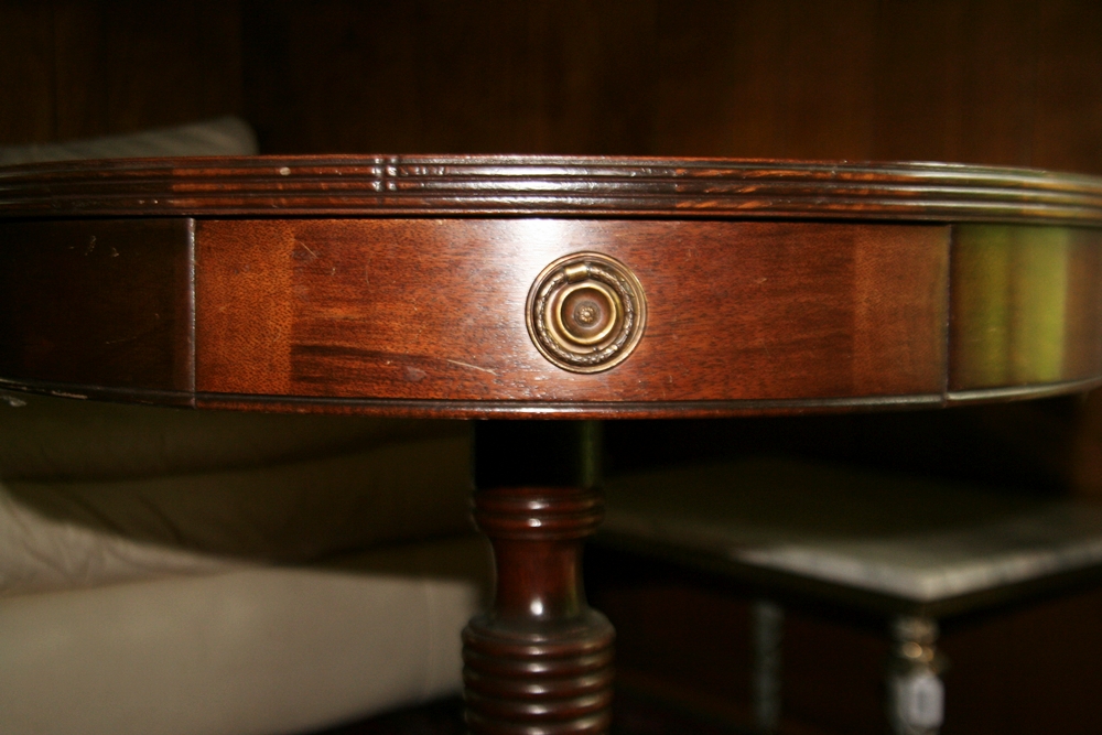 Vintage Drum Table with Drawers EBTH