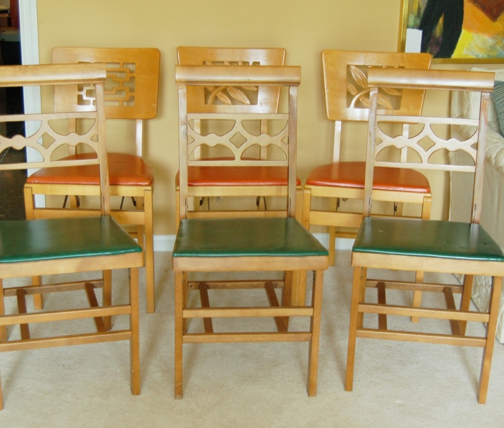 Stakmore Folding Table And Chairs EBTH   DSC 1604.JPG