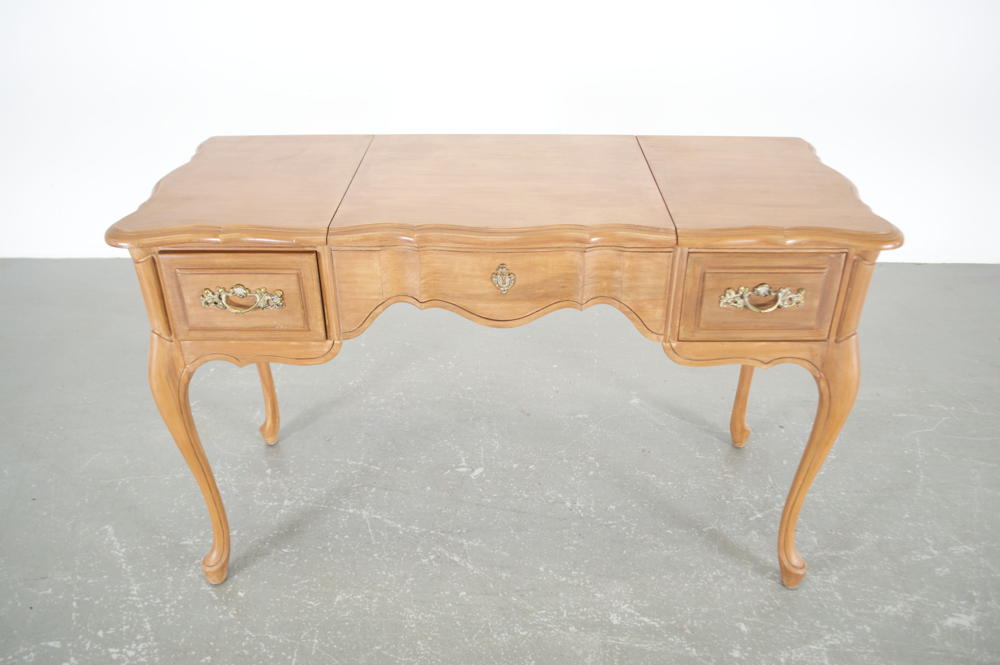 French Provincial Style Kent Coffey Vanity Table EBTH