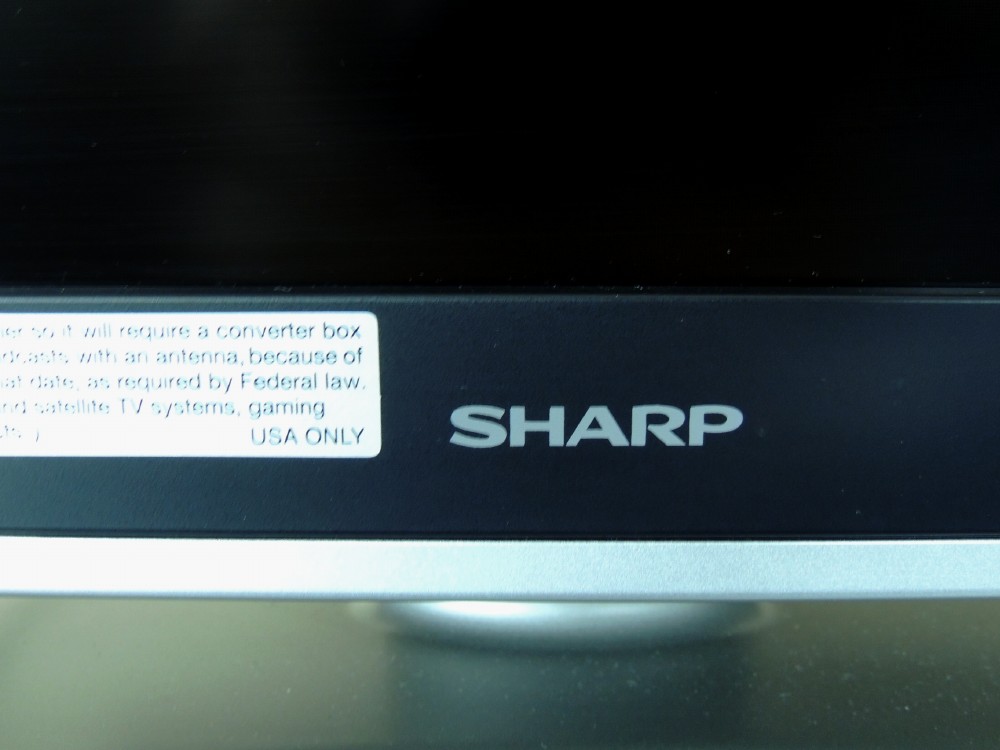 Sharp 15" LCD Liquid Crystal Television EBTH