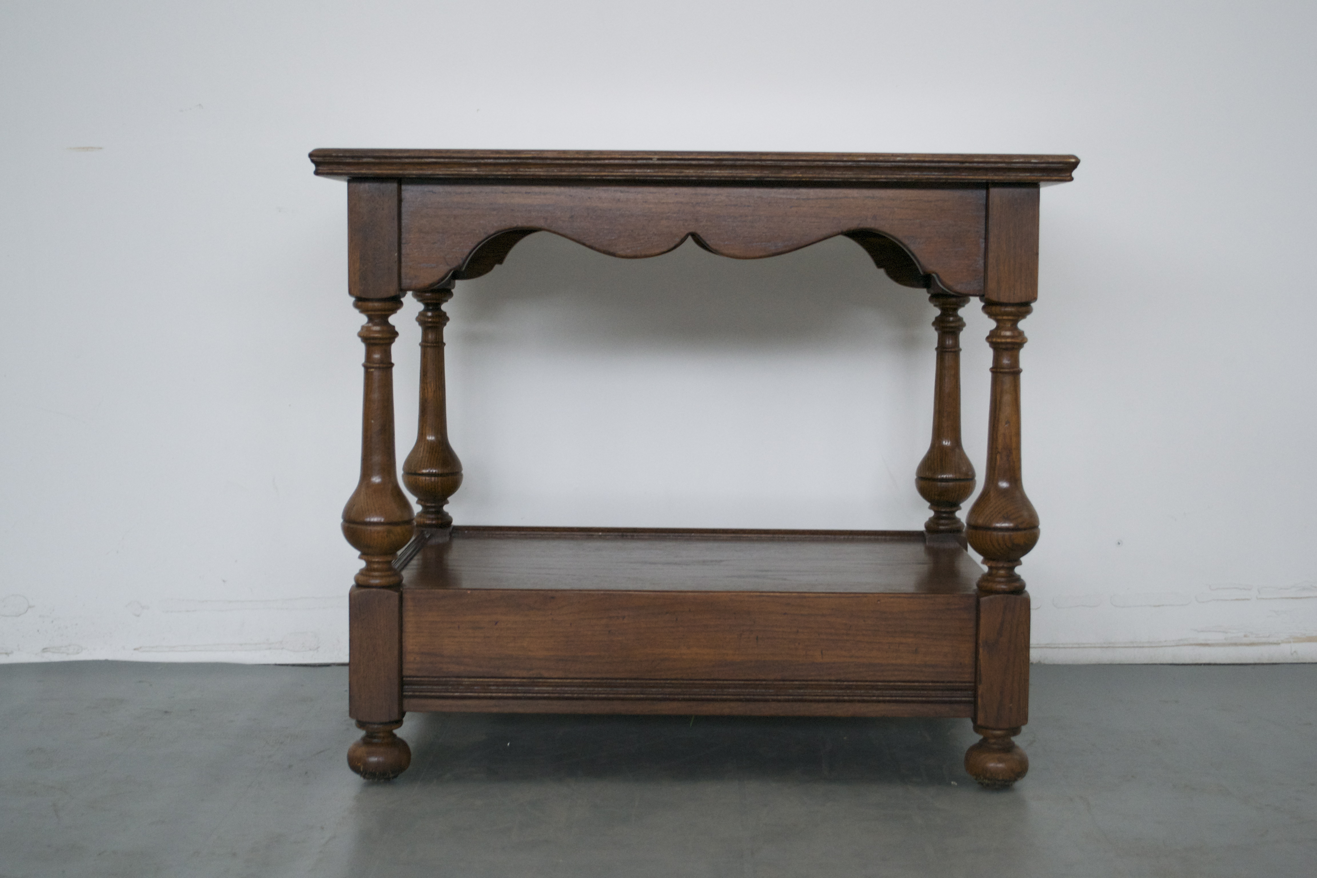 Ethan Allen Oak End Table EBTH