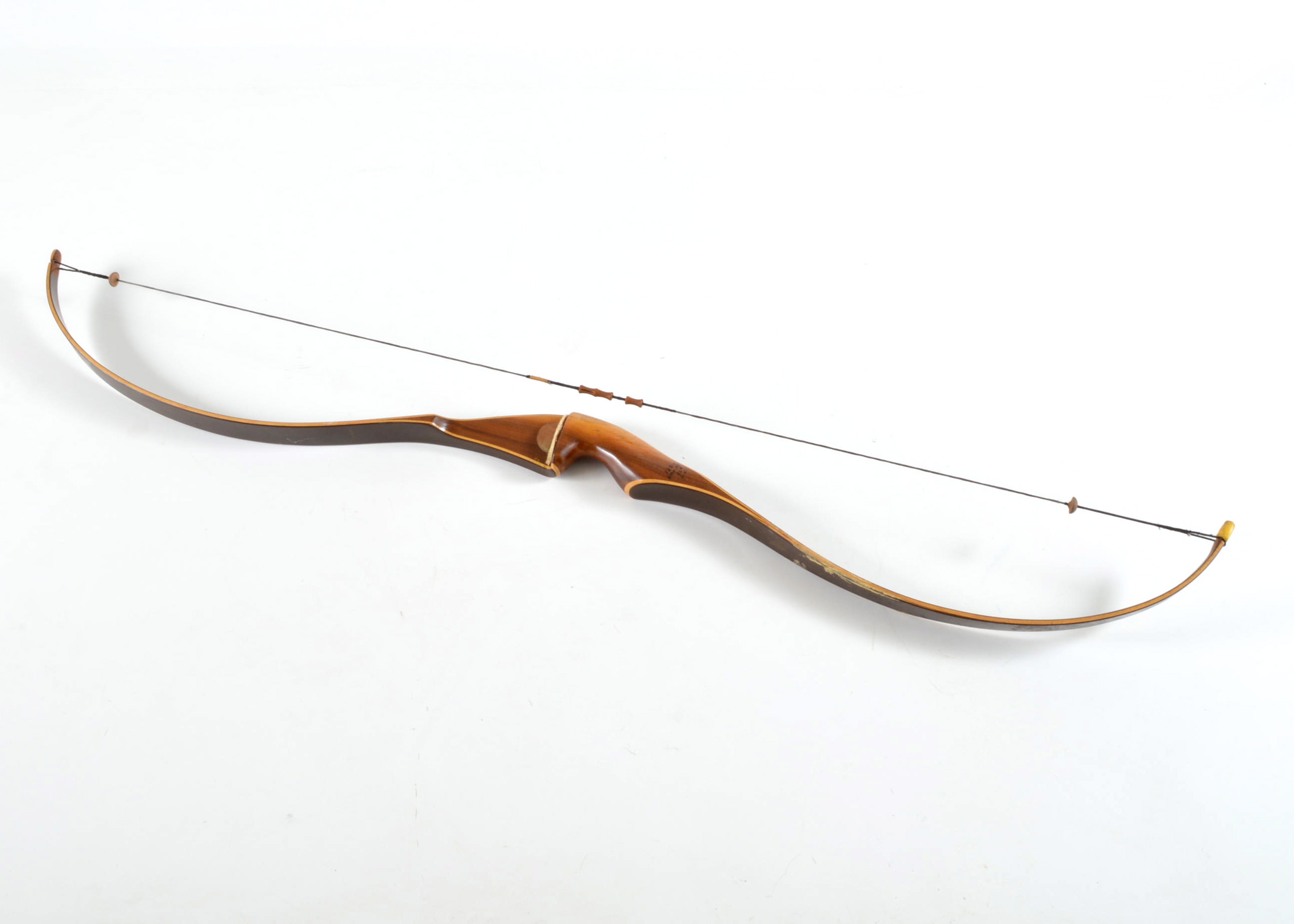 Vintage Wood Laminate York Tracker Recurve Bow EBTH