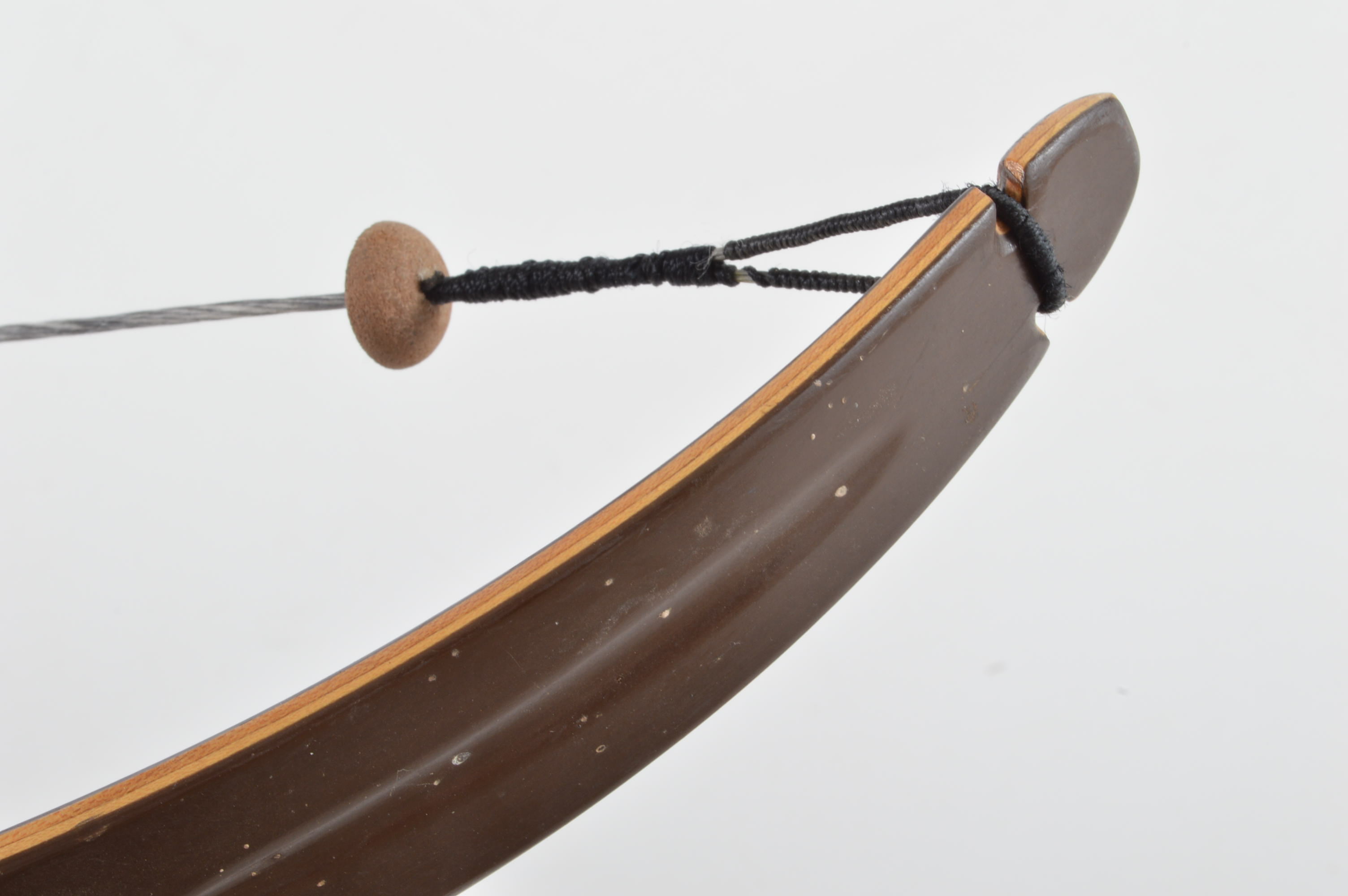 Vintage Wood Laminate York Tracker Recurve Bow EBTH