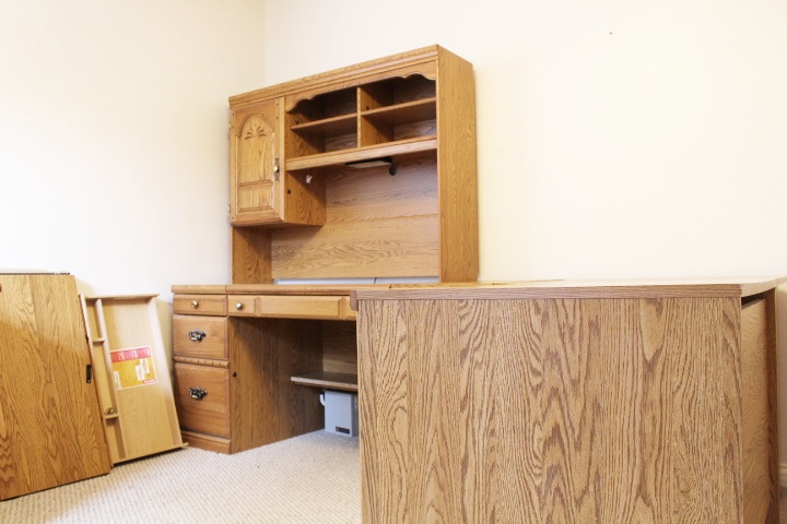 LShaped Five Section Palliser Computer Desk with Hutch EBTH